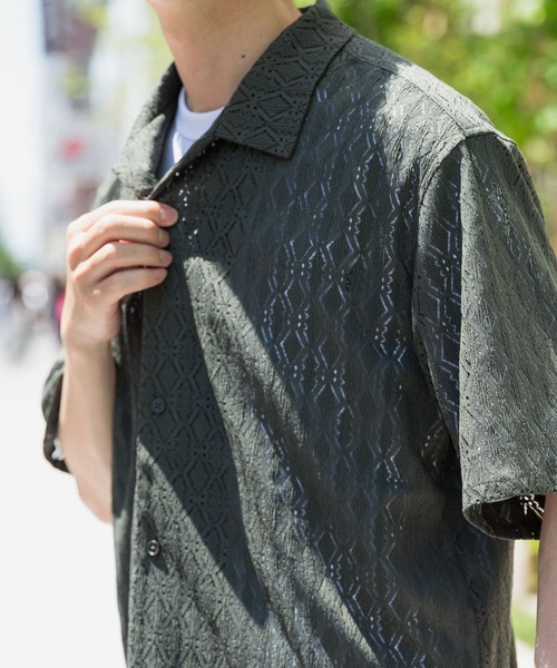 ITEMS URBANRESEARCH(アイテムズ アーバンリサーチ)の「ジオメレースオープンカラー半袖シャツ(シャツ/ブラウス・メンズ・オフホワイト/ブラウン/カーキ/ブラック・LARGE/MEDIUM)」の12枚目の写真