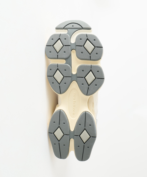 IENA(イエナ)の「NEW BALANCE/ニューバランス 9060ECA(スニーカー・レディース・ホワイト・22.5cm/23cm/23.5cm/24cm/24.5cm/25cm)」の10枚目の写真