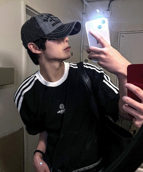 COSYHARU（コシハル）の「ルブテアウトサイドトラック半袖Tシャツ（Tシャツ/カットソー・メンズ・クリーム/レッド/ブラック・FREE）」の5枚目の写真