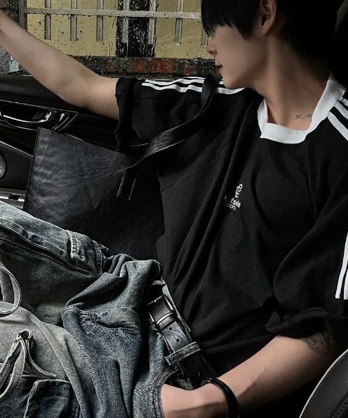 COSYHARU（コシハル）の「ルブテアウトサイドトラック半袖Tシャツ（Tシャツ/カットソー・メンズ・クリーム/レッド/ブラック・FREE）」の8枚目の写真