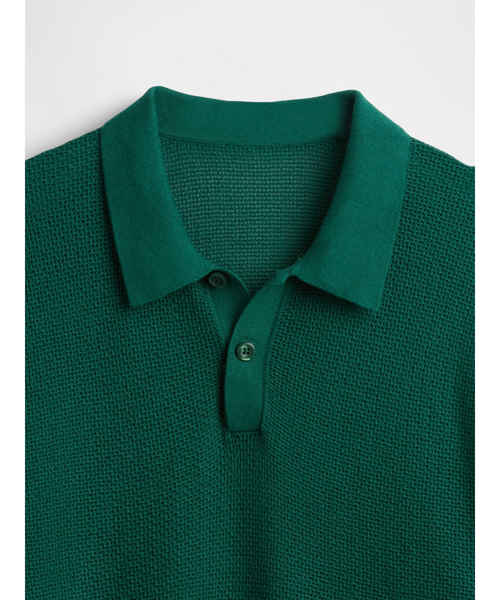 GAP(ギャップ)の「テクスチャー クロシェ ポロシャツ(ニット/セーター・メンズ・ベージュ/ネイビー/ブラック/グリーン・XS/S/M/L/XL)」の7枚目の写真