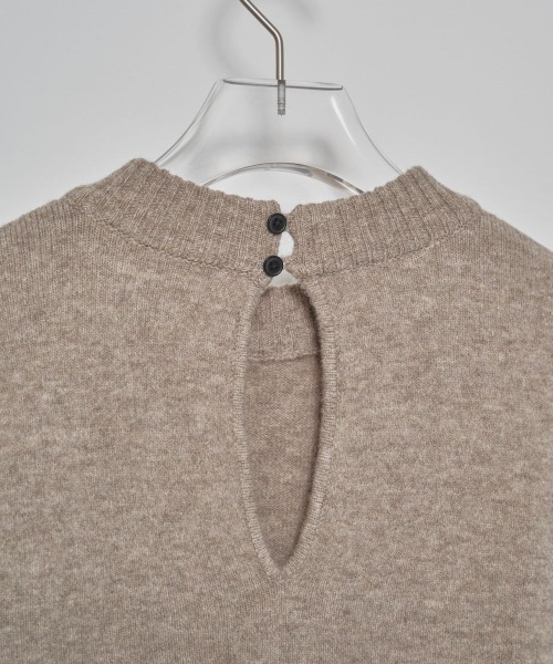 TODAYFUL(トゥデイフル)の「TODAYFUL Puffy Peplum Knit パフィーペプラムニット/12520521(ニット/セーター・レディース・ブラック/ベージュ系その他・ONE SIZE)」の12枚目の写真