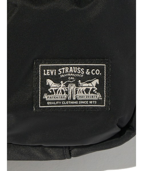 Levi's(リーバイス)の「Levi's/リーバイス クロスボディーバッグ(ボディバッグ/ウエストポーチ・メンズ・ブラック・OS)」の4枚目の写真