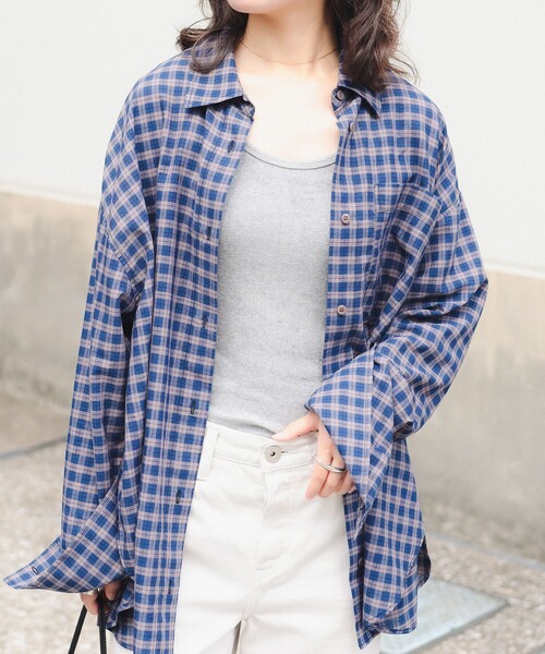 B:MING by BEAMS（ビーミングバイビームス）の「ビッグポケット チェック シャツ（シャツ/ブラウス・レディース・ピンク/カーキ/グレー・ONE SIZE）」の3枚目の写真