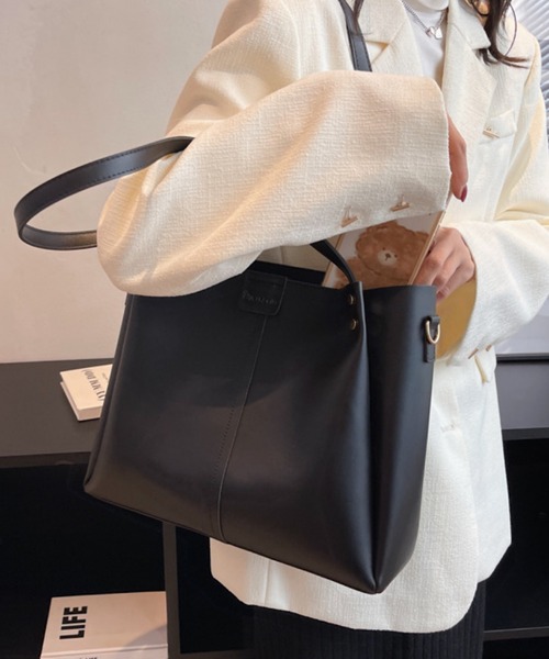 VIBGYOR(ヴィブジョー)の「urbanfemine./A4サイズ収納 PUレザー 横長トートバッグ U7189(トートバッグ・レディース・ブラウン/ブラック/ホワイト/ベージュ・24)」の12枚目の写真