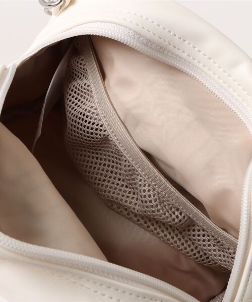 adidas（アディダス）の「adidas/アディダス ミニボストンバック ミニ ボウリングバッグ UB874（ボストンバッグ・レディース・ブラック×ホワイト/ホワイト×ブラック・FREE）」の5枚目の写真