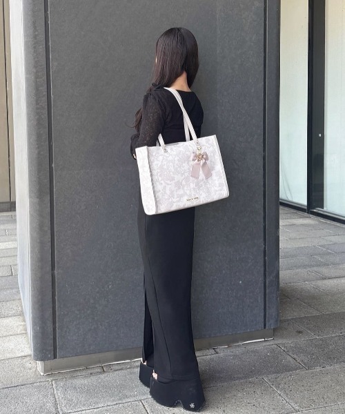 フラワーガーデンプリントスクエアトート