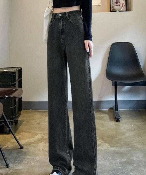 cammie(キャミー)の「ハイウエストワイドストレートデニムパンツ(デニムパンツ・レディース・ネイビー/ライトブルー/ブラック・LARGE/MEDIUM)」の6枚目の写真