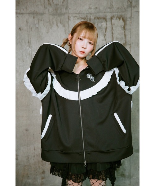 TRAVAS TOKYO/トラバス トーキョー』サスペンダー付きフリルスカート