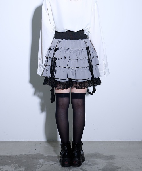 TRAVAS TOKYO/トラバス トーキョー』サスペンダー付きフリルスカート