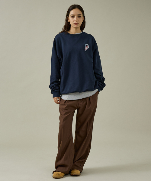POLeR(ポーラー)の「【POLER/ポーラー】BIG LOGO CREW/ビッグロゴ クルーネックスウェット/両面プリント/ユニセックス(スウェット・メンズ・グレー/グリーン/ネイビー・M/L)」の13枚目の写真