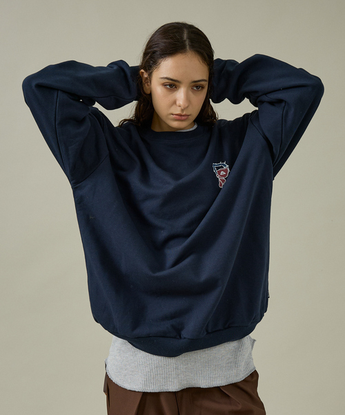 POLeR(ポーラー)の「【POLER/ポーラー】BIG LOGO CREW/ビッグロゴ クルーネックスウェット/両面プリント/ユニセックス(スウェット・メンズ・グレー/グリーン/ネイビー・M/L)」の16枚目の写真