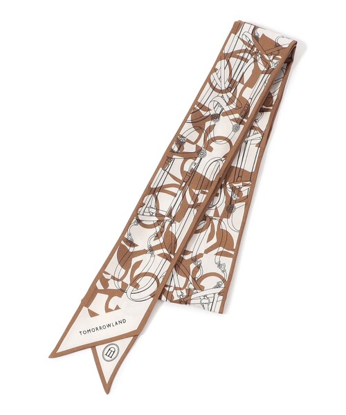 TOMORROWLAND (トゥモローランド)の「Atelier TOMORROWLAND BIT MOTIF BANDEAU シルクスカーフ(バンダナ/スカーフ・レディース・ネイビー/ピンク系その他/ベージュ系その他・FREE)」の2枚目の写真