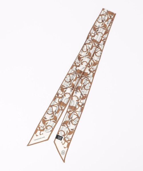 TOMORROWLAND (トゥモローランド)の「Atelier TOMORROWLAND BIT MOTIF BANDEAU シルクスカーフ(バンダナ/スカーフ・レディース・ネイビー/ピンク系その他/ベージュ系その他・FREE)」の5枚目の写真