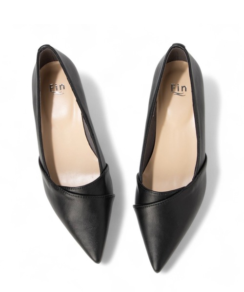 Fin（フィン）の「ポインテッドトゥ切換えフラットシューズ【低反発スポンジ入り】（パンプス・レディース・ブラック/シルバー/グレー/ブラック系その他・23cm/24cm/23.5cm/22.5cm/25cm/24.5cm）」の21枚目の写真