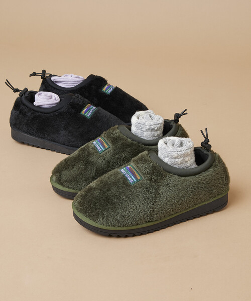 FREAK'S STORE(フリークスストア)の「限定展開 マイクロフリース ボアモック スリッポン(スニーカー・メンズ・ブラック/オリーブ・23.0cm/24.0cm/25.0cm/26.0cm/27.0cm/28.0cm)」の2枚目の写真