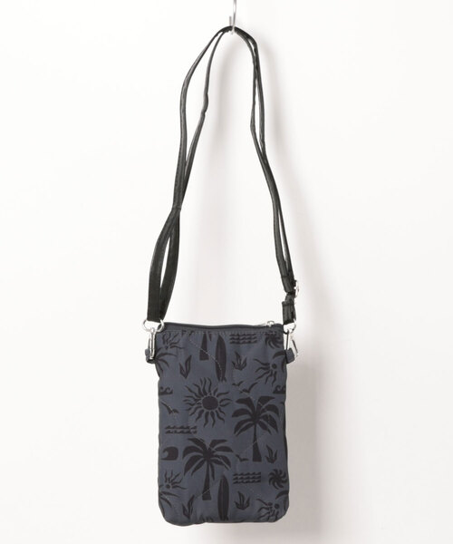 Kahiko（カヒコ）の「【Kahiko】マハナキルティングミニショルダーバッグ（ショルダーバッグ・レディース・ブラック/グリーン/ベージュ・FREE）」の4枚目の写真