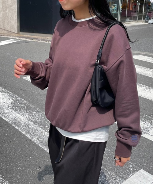 COLONY 2139(コロニートゥーワンスリーナイン)の「袖刺繍スウェットプルオーバー(スウェット・レディース・アイボリー/サックスブルー/ネイビー/グレー/ブラウン・FREE)」の1枚目の写真