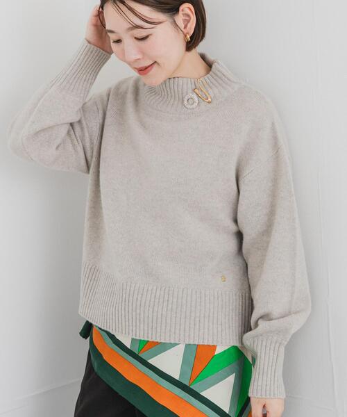 URBAN RESEARCH ROSSO WOMEN(アーバンリサーチ ロッソ)の「F by ROSSO ハミルトンハイネックニット(ニット/セーター・レディース・ベージュ系その他/レッド系その他/グレー/ブルー・FREE)」の12枚目の写真