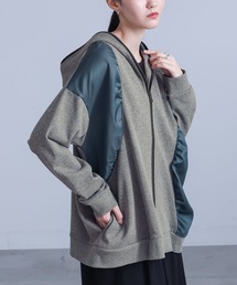 kOhAKU（コハク）の「『異素材ギャザー切替パーカー』（パーカー）」