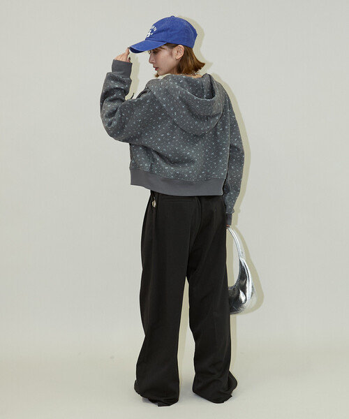 PUBLUX（パブリュクス）の「PUBLUX/パブリュクス 小花柄 クロップド フーディー　限定展開（パーカー・レディース・ネイビー/ブラック/グレー・ﾌﾘ-）」の21枚目の写真