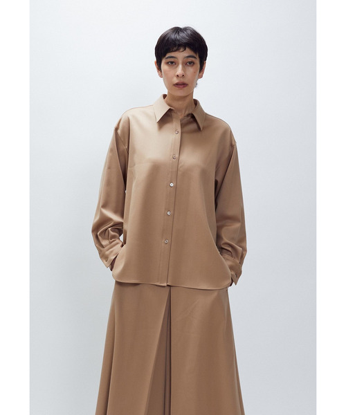 1er Arrondissement(プルミエアロンディスモン)の「ウールサテンシャツ(シャツ/ブラウス・レディース・グリーン系その他4/ブルー系その他3/ベージュ・36/38)」の2枚目の写真