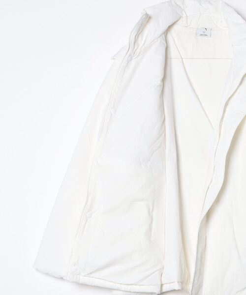PUMA(プーマ)の「プーマ PUMA AUTUMN 2WAY JKT(ダウンジャケット/コート・レディース・ブラック/オフホワイト・M/L)」の4枚目の写真