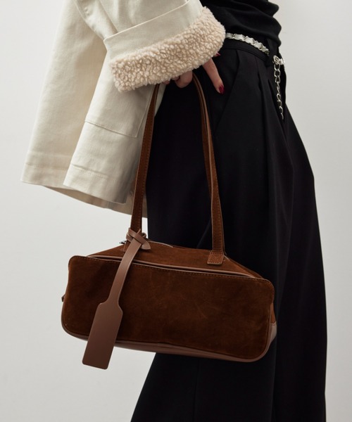 HANNE（アン）の「ランドスケイプスエードBAG（ショルダーバッグ・レディース・ブラック/ブラウン・FREE）」の2枚目の写真