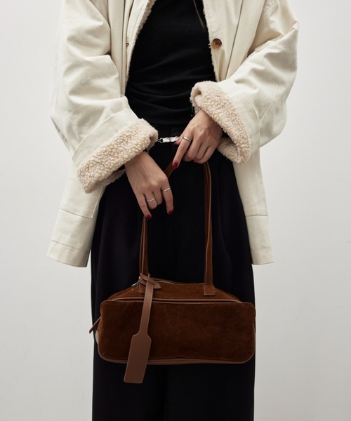 HANNE（アン）の「ランドスケイプスエードBAG（ショルダーバッグ・レディース・ブラック/ブラウン・FREE）」の4枚目の写真