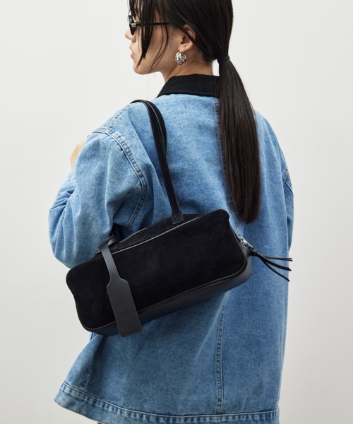 HANNE（アン）の「ランドスケイプスエードBAG（ショルダーバッグ・レディース・ブラック/ブラウン・FREE）」の13枚目の写真