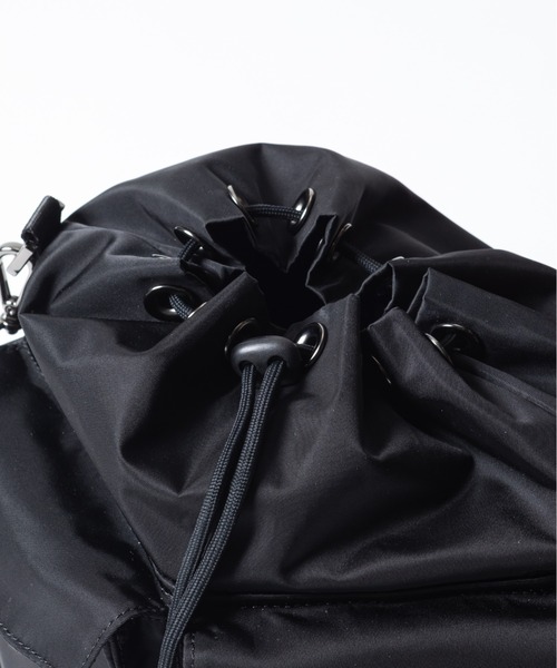 MAKAVELIC(マキャベリック)の「DOUBLE POCKET SHOULDER POUCH(ショルダーバッグ・メンズ・ブラック・ONESIZE)」の7枚目の写真