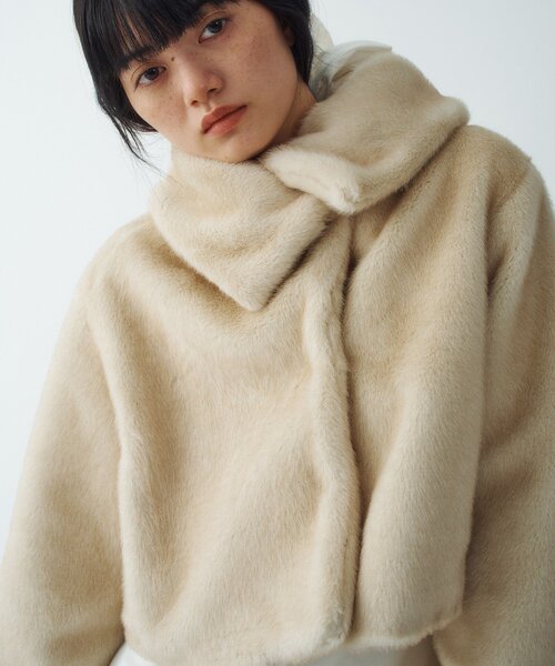 CODE A(コードエー)の「faux mink short jacket(ブルゾン・レディース・ダークブラウン/オフホワイト/グレー・00)」の2枚目の写真