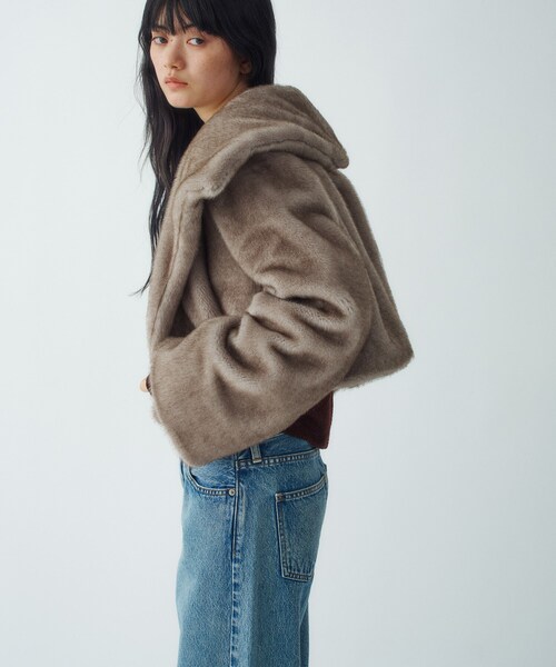 CODE A(コードエー)の「faux mink short jacket(ブルゾン・レディース・ダークブラウン/オフホワイト/グレー・00)」の7枚目の写真