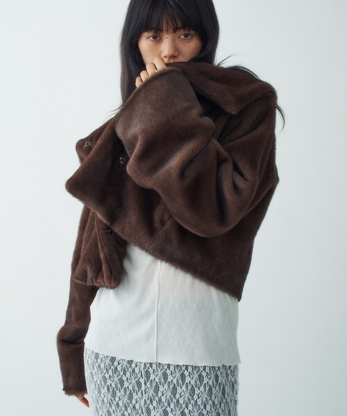 CODE A(コードエー)の「faux mink short jacket(ブルゾン・レディース・ダークブラウン/オフホワイト/グレー・00)」の10枚目の写真
