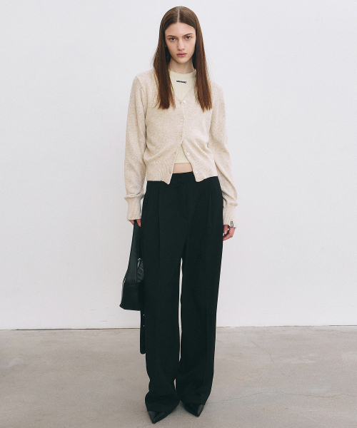 NICK&NICOLE(ニックアンドニコール)の「MINIMAL CLASSIC LOOSE FIT SLACKS_BLACK(スラックス・レディース・その他・LARGE/SMALL/MEDIUM)」の5枚目の写真