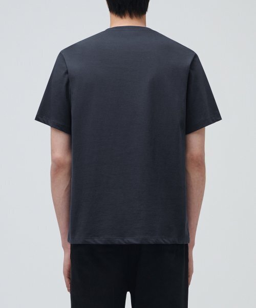 MUSINSA STANDARD（ムシンサスタンダード）の「ベーシッククルーネックTシャツ[ブルーグレー]（Tシャツ/カットソー・メンズ・その他・SMALL/MEDIUM/LARGE/X-LARGE/XX-LARGE/XXX-LARGE）」の2枚目の写真