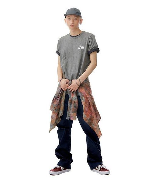 MUSINSA STANDARD（ムシンサスタンダード）の「ベーシッククルーネックTシャツ[ブルーグレー]（Tシャツ/カットソー・メンズ・その他・SMALL/MEDIUM/LARGE/X-LARGE/XX-LARGE/XXX-LARGE）」の6枚目の写真