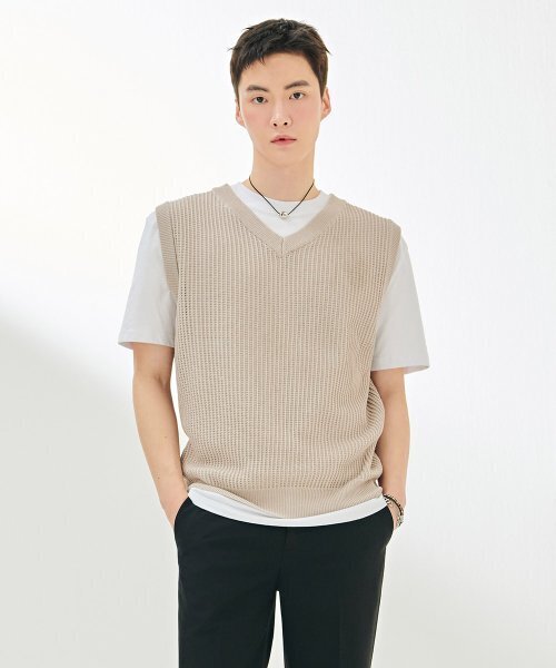 CHASECULT(チェイスカルト)の「男性Vネックベスト-DARK7311B0X(ベスト・メンズ・Beige・100/105/95)」の5枚目の写真