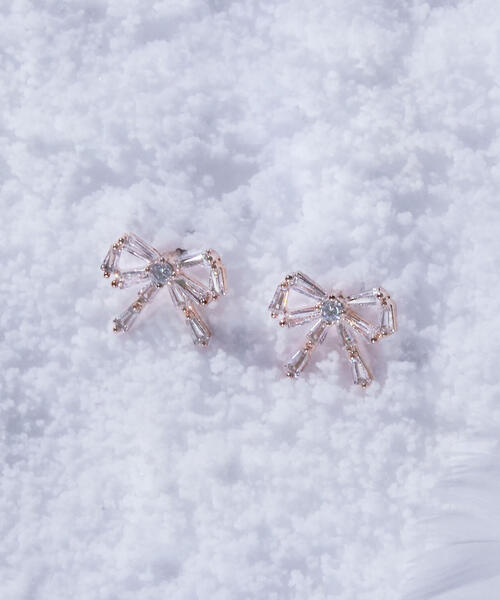 JILL by JILL STUART（ジルバイジルスチュアート）の「◇Cubic プチリボンピアス（ピアス（両耳用）・レディース・ゴールド/シルバー・FREE）」の17枚目の写真