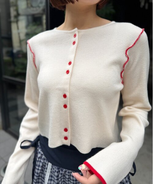 w closet（ダブルクローゼット）の「配色パイピングカーディガン（カーディガン/ボレロ・レディース・グレー/ブラウン/ネイビー/アイボリー・FREE）」の8枚目の写真