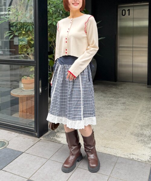 w closet（ダブルクローゼット）の「配色パイピングカーディガン（カーディガン/ボレロ・レディース・グレー/ブラウン/ネイビー/アイボリー・FREE）」の9枚目の写真