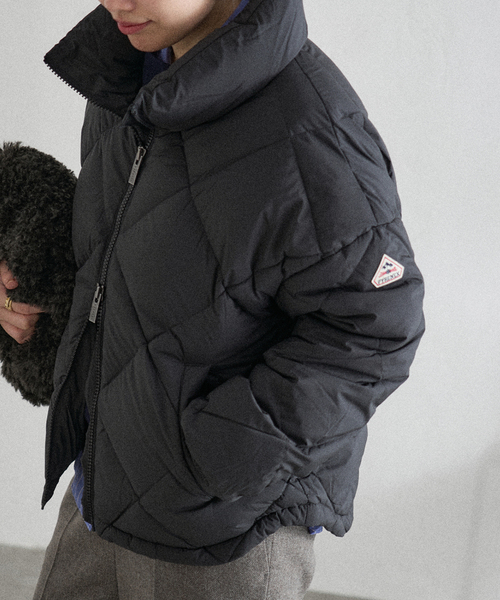 IENA(イエナ)の「PYRENEX/ピレネックス ADELE ダウンジャケット HWY009(ダウンジャケット/コート・レディース・ホワイト/ブラック・38/36)」の18枚目の写真