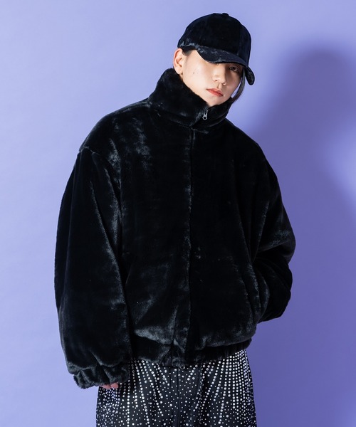 a.p.o.v.(エーピーオービー)の「a.p.o.v. 総ショートファーオーバーサイズスタンドブルゾンジャケット(ブルゾン・メンズ・ブラック/チャコール/モカ・ONESIZE)」の2枚目の写真