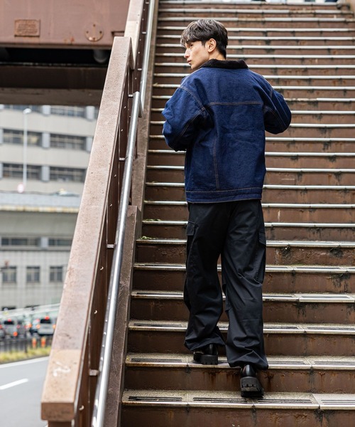 LAKOLE（ラコレ）の「裏ボアデニムジャケット / 601271（デニムジャケット・メンズ・ブルー/ブラック・MEDIUM/LARGE/X-LARGE）」の7枚目の写真