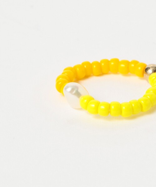 BEAMS BOY(ビームスボーイ)の「淡水パール × ビーズ リング 2P(リング・レディース・ホワイト/イエロー・ONE SIZE)」の10枚目の写真