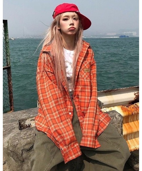 CHEER(チアー)の「ロゴ入りヴィンテージ風チェックシャツ(シャツ/ブラウス・レディース・オレンジ・M/L/S)」の12枚目の写真