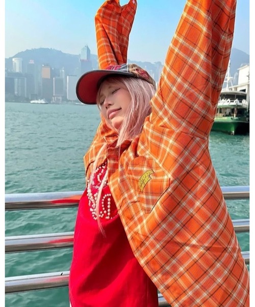 CHEER(チアー)の「ロゴ入りヴィンテージ風チェックシャツ(シャツ/ブラウス・レディース・オレンジ・M/L/S)」の16枚目の写真