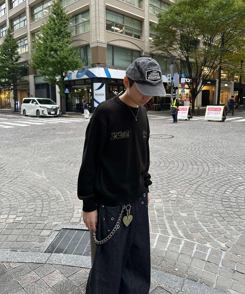 kutir(クティール)の「SHAGGY DESIGN LOGO PULLOVER KNIT/シャギーデザインロゴプルオーバーニット(ニット/セーター・メンズ・ブラック/ネイビー/ブラウン・LARGE/MEDIUM)」の7枚目の写真