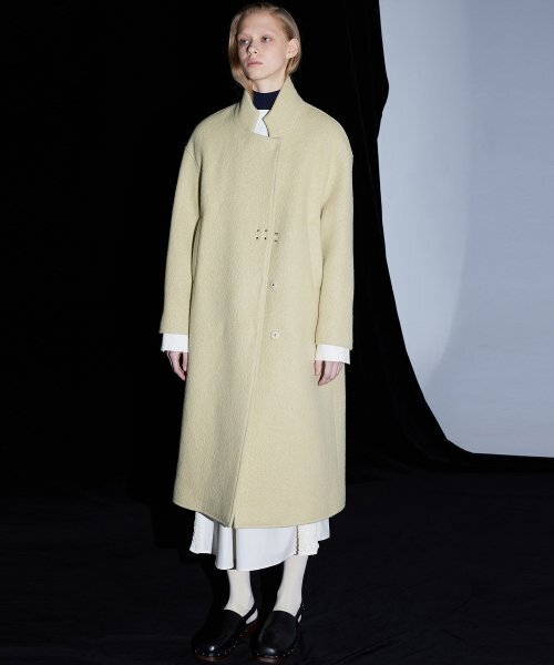 WNDERKAMMER(ブンダーカンマー)の「ハイネックウールコート_イエロー(ダッフルコート・レディース・その他・MEDIUM/SMALL)」の2枚目の写真