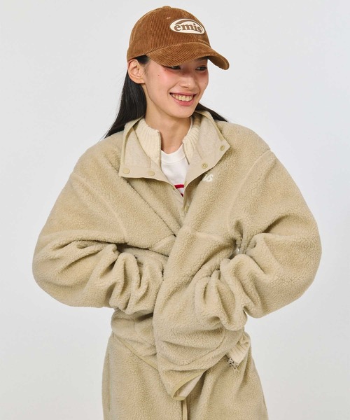 EMIS(イミス)の「OVERSIZED HALF NECK FLEECE TOP(スウェット・レディース・ベージュ/ブラウン・FREE)」の5枚目の写真